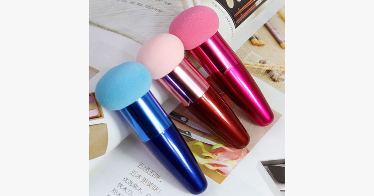 Sponge Foundation Round Makeup Brush- Perfect for Natural-Looking Makeup