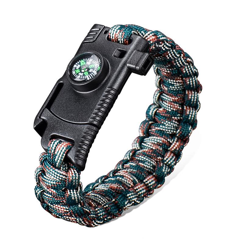 Paracord Survival Bracelet - A Survival Toolbox That You Can Wear on Your Wrist