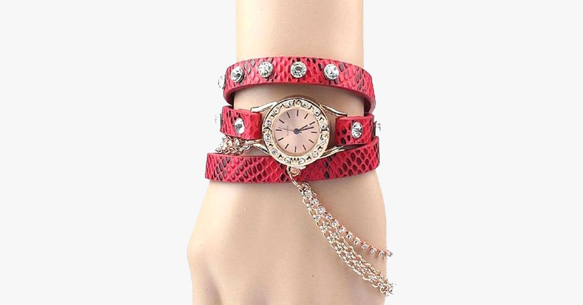 Rivet Chain Quartz Wrist Watch