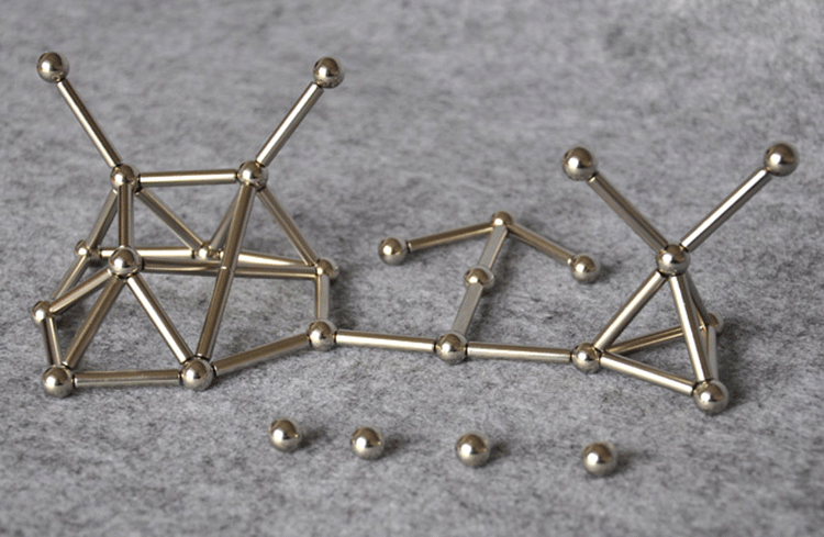 The Amazing Magnetic Bars for DIY Game, Sculpture Desk and Stress Relief
