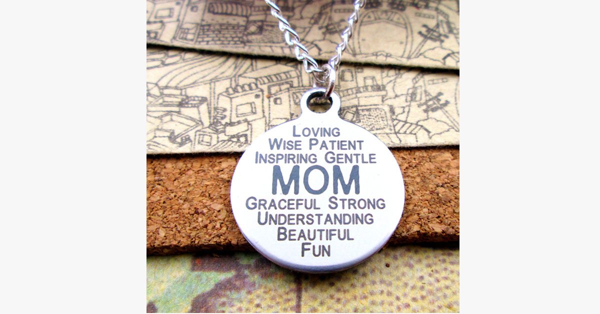 Loving Mom Pendant Necklace