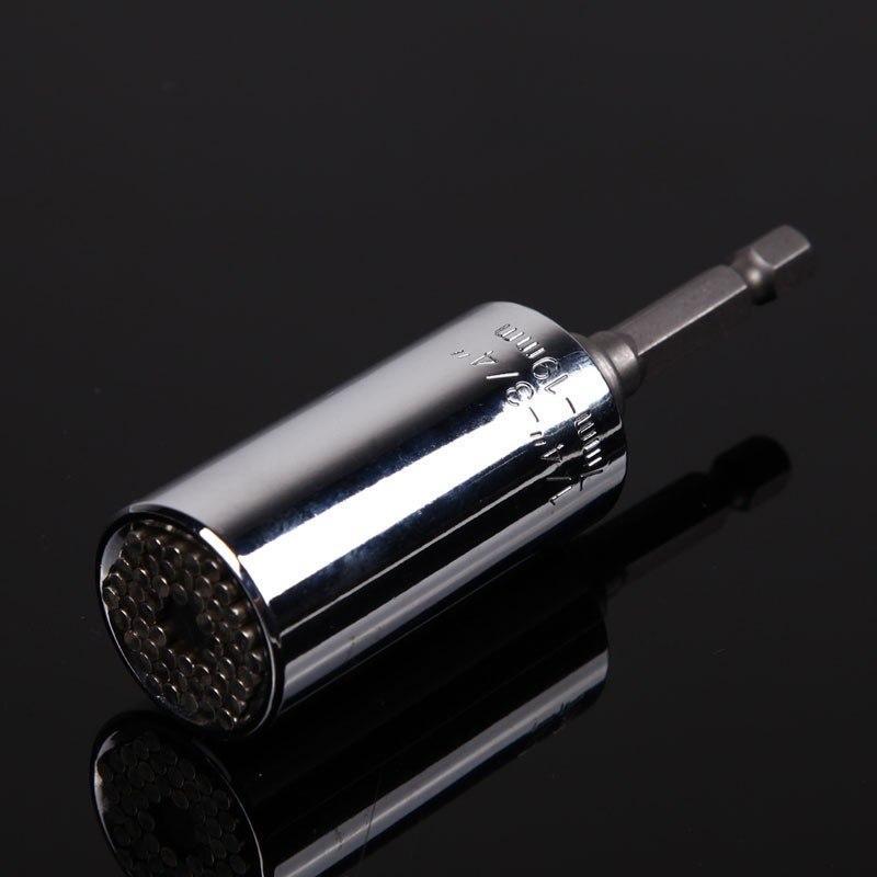 Universal Socket Wrench