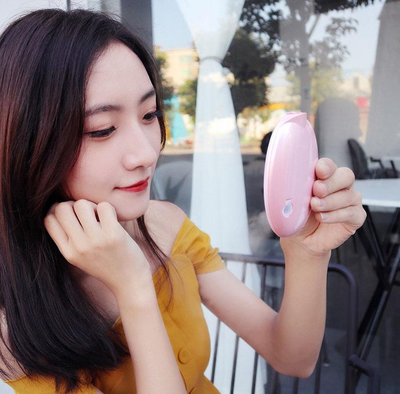 The Bold and The Beautiful - Power Bank, Nano Sprayer, LED Light & Mirror