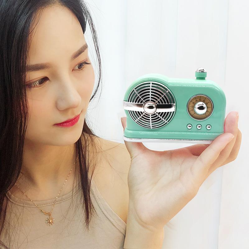 Bluetooth/TF/USB/AUX Speaker with a Touch of Yesterday