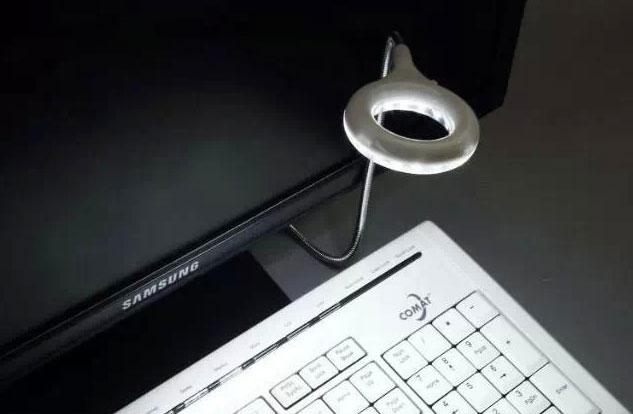 Dig into Details with USB LED Gooseneck Magnifying Lamp