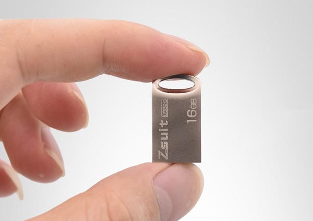 Stuff Fuller with USB 3.0 Mini Flash Drive