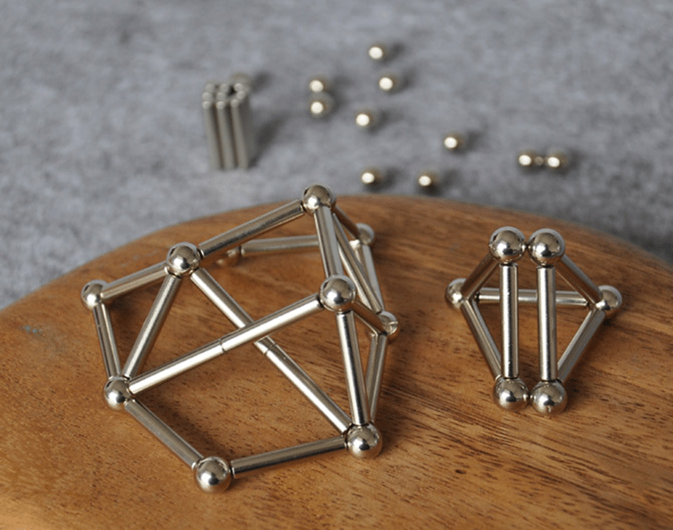 The Amazing Magnetic Bars for DIY Game, Sculpture Desk and Stress Relief
