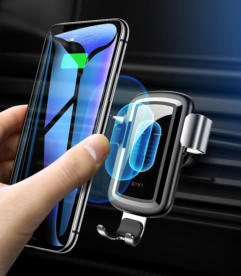 Driving, Charging & Navigating: Wireless Car Charger Mount