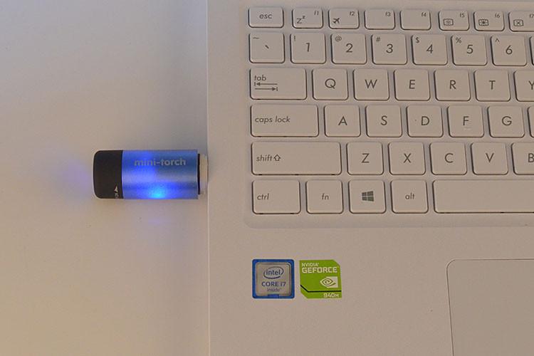 The Most Coolest Waterproof USB Rechargeable Flashlight