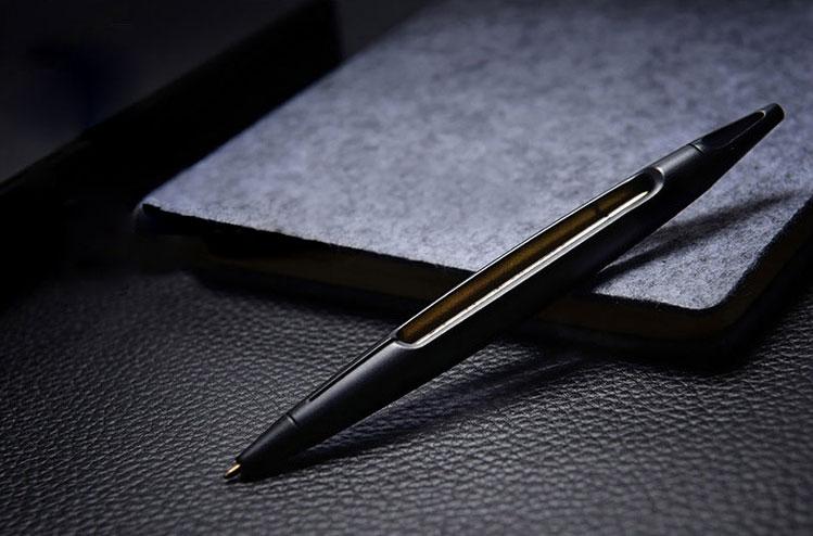 Handsome See-through Metal Ballpoint Pen That Will Accompany You for Life