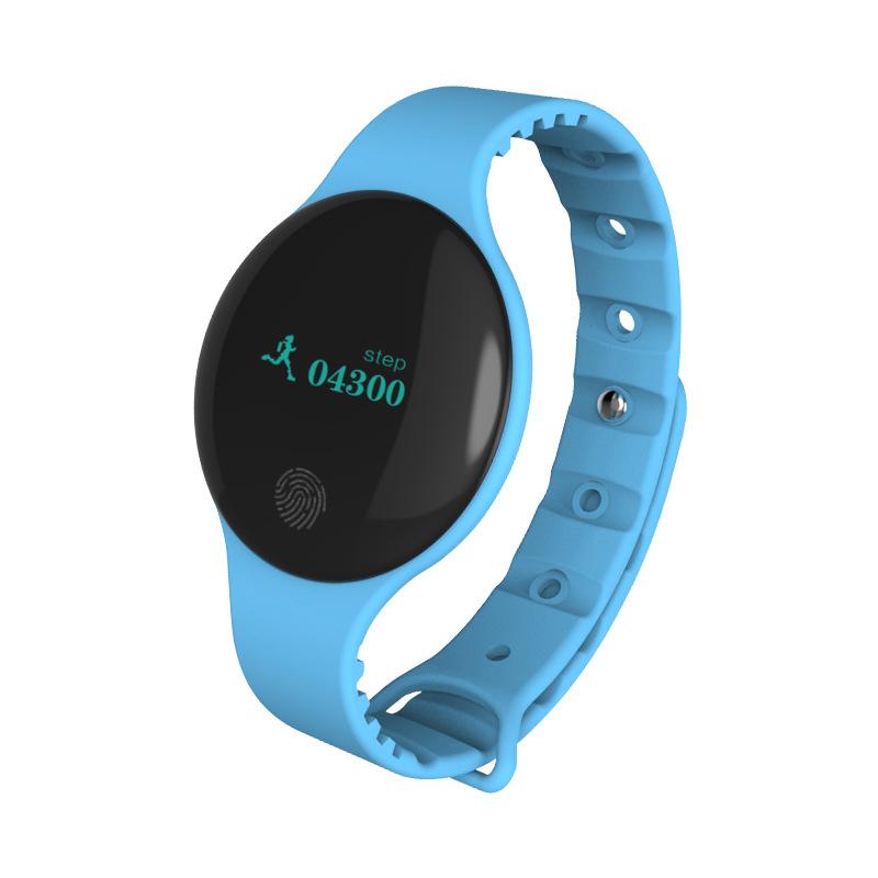 Fitness Tracker with Larger Touchscreen - See Everything at a Glance