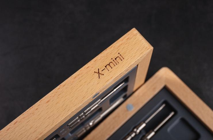 25-in-1 Portable Precision Screwdriver Set With 24 Magnetic Bits