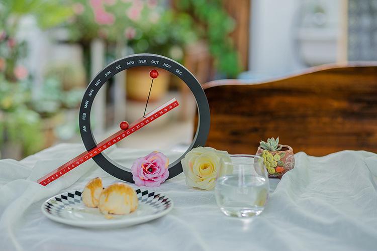 Let the Dates Entertain You in a Different Way with Perpetual Calendar