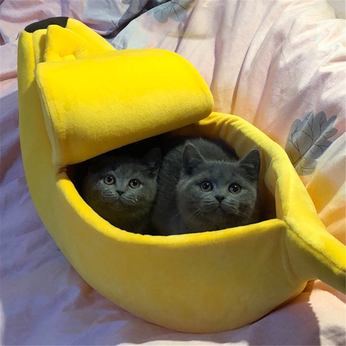 Banana Shape Pet Basket