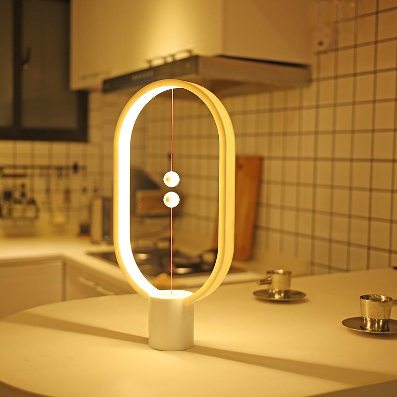 Heng Balance Lamp