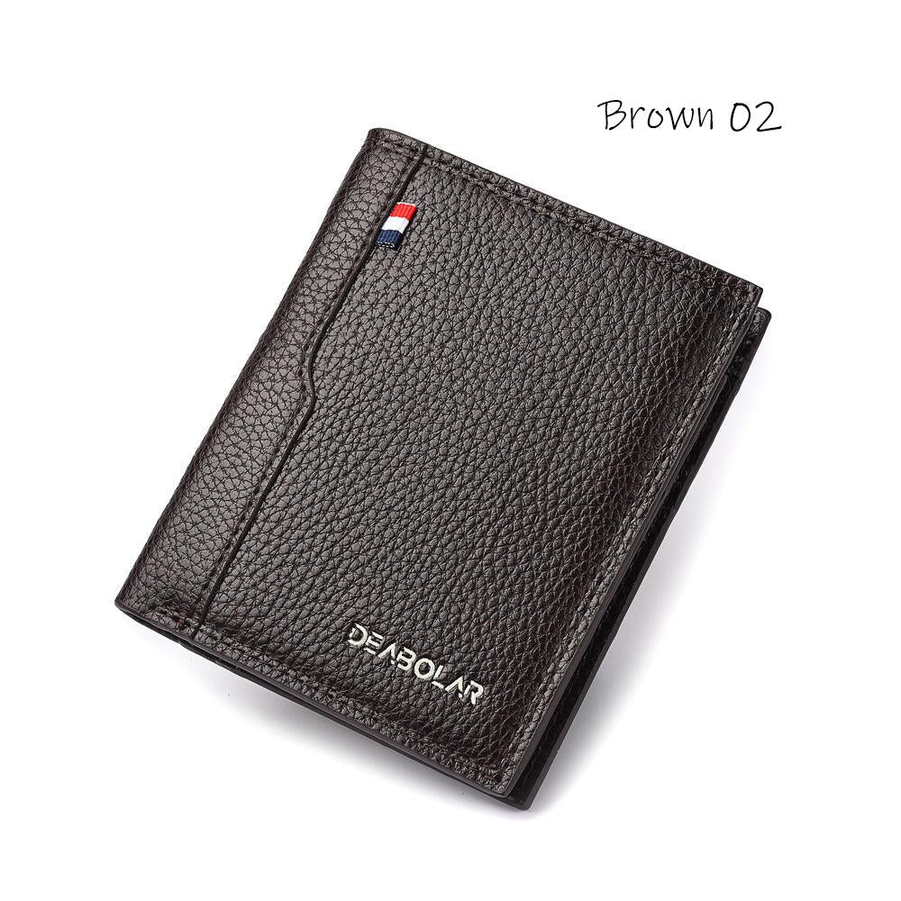 Get Rid of the Annoyance of Bulky Pocket with Compact Bifold Wallet