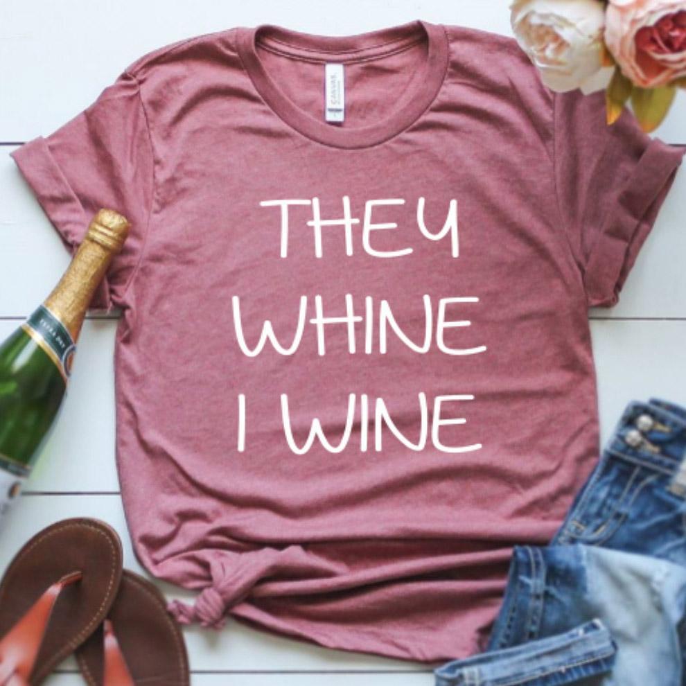 "Mama Loves Wine" T-Shirt