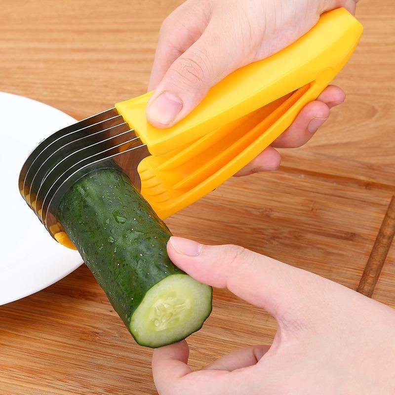 Speedy Fruit-Veggie Slicer