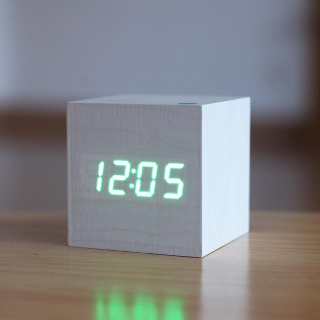 Modern Digital Wood Clock